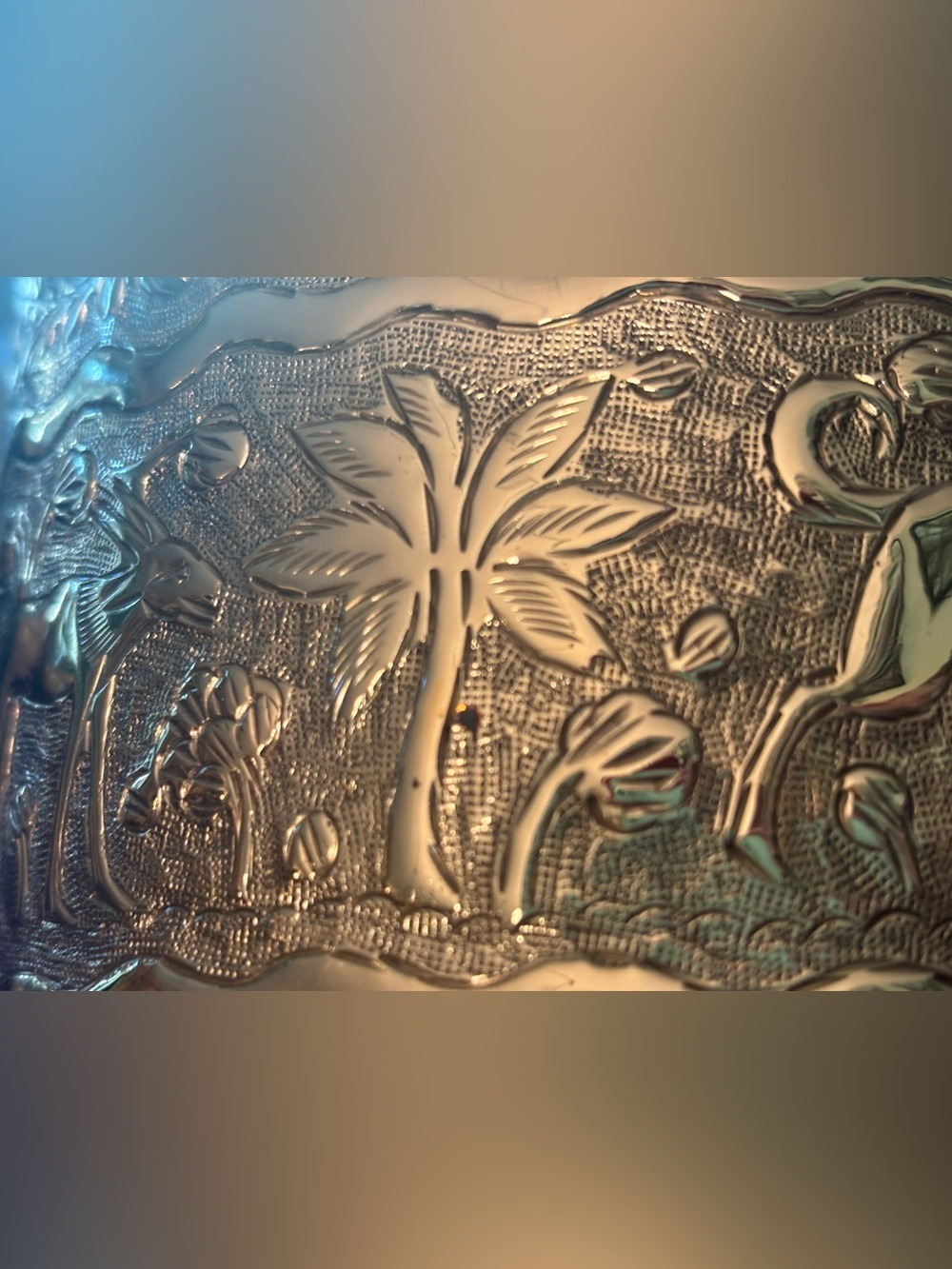Vintage Possibly Antique Indian Brass Repoussé Jardinière Altar Vessel • Deer 🦌 - Picture 10 of 17